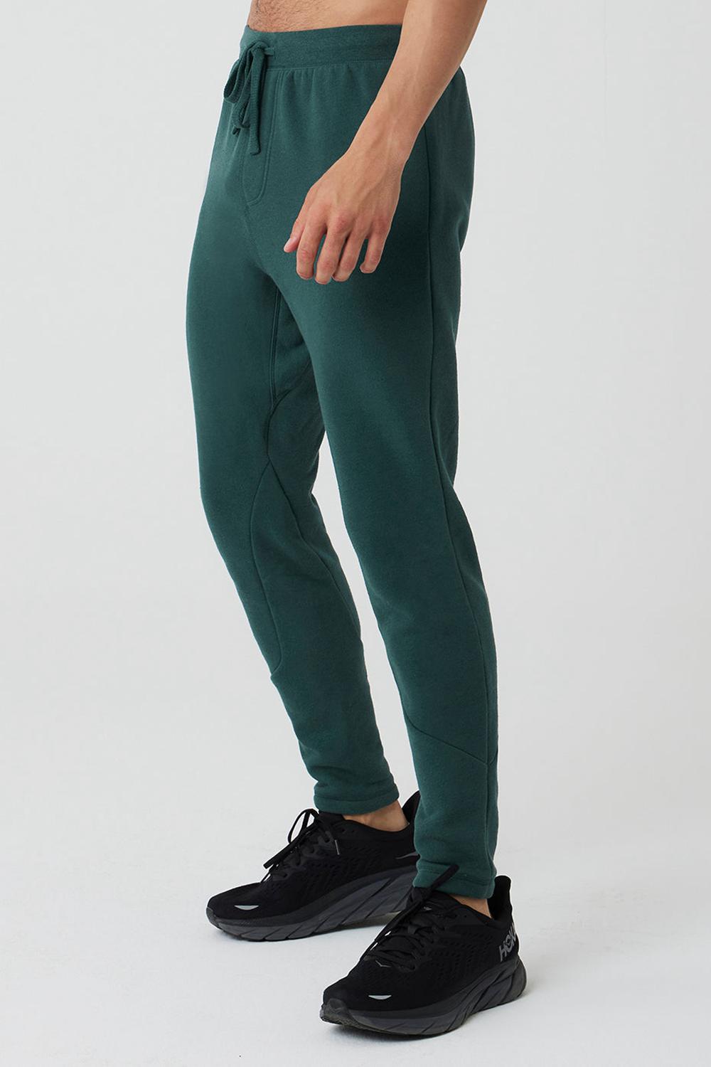 Midnight Green Men Alo Yoga The Triumph Sweatpant | Australia  14835-DLAP