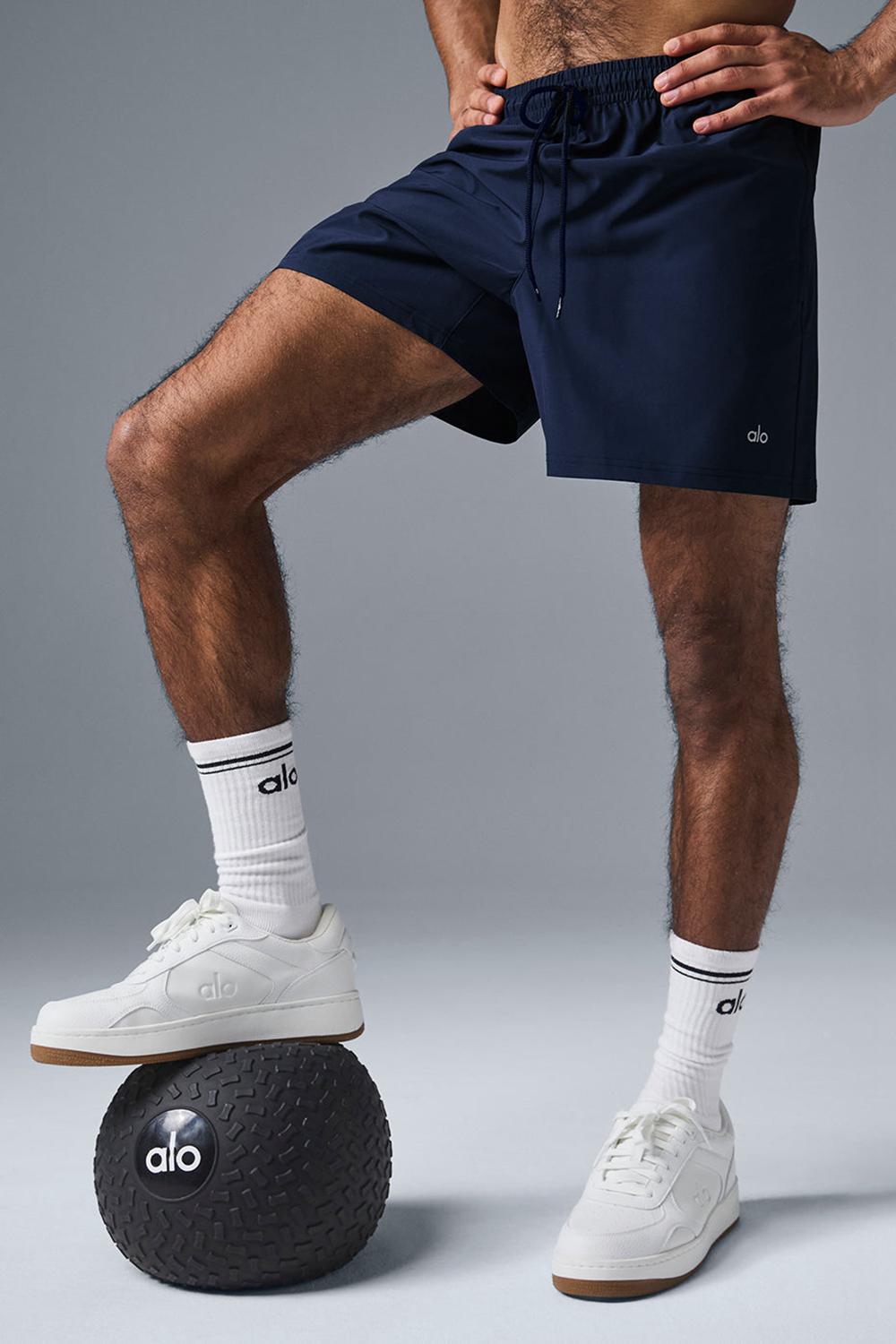 Navy Men Alo Yoga 7
