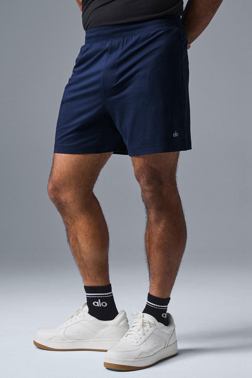 Navy Men Alo Yoga 7