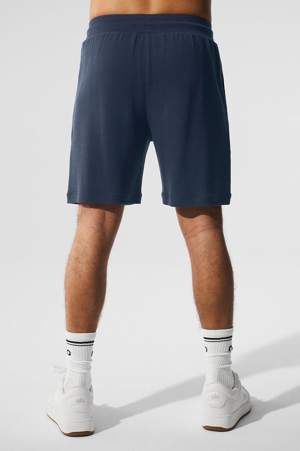 Navy Men Alo Yoga 7