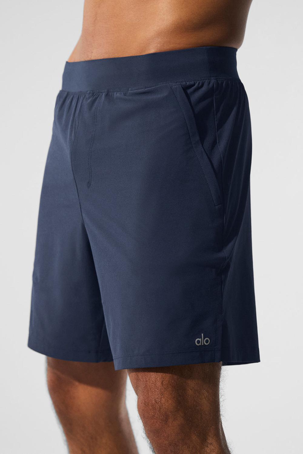 Navy Men Alo Yoga 7