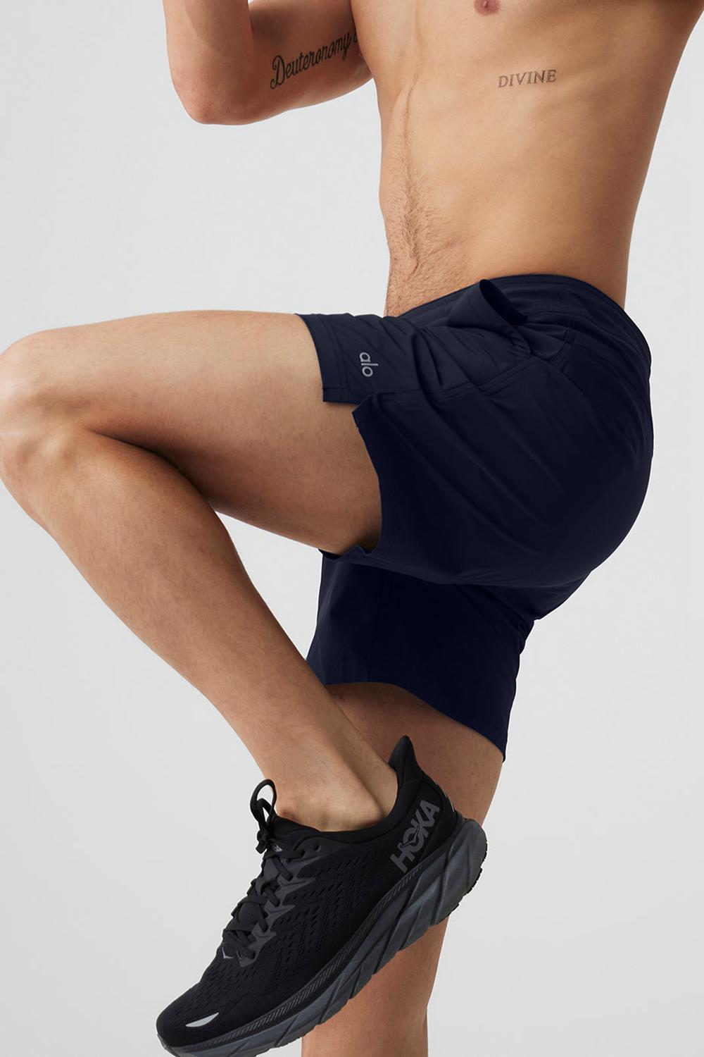 Navy Men Alo Yoga 7'' Sport Short | Australia  49078-DFAC