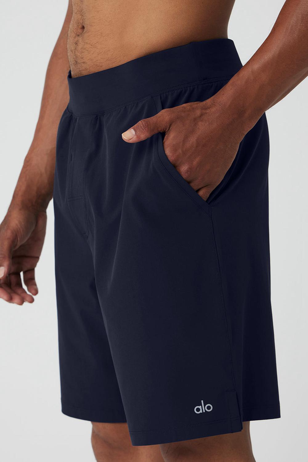 Navy Men Alo Yoga 9