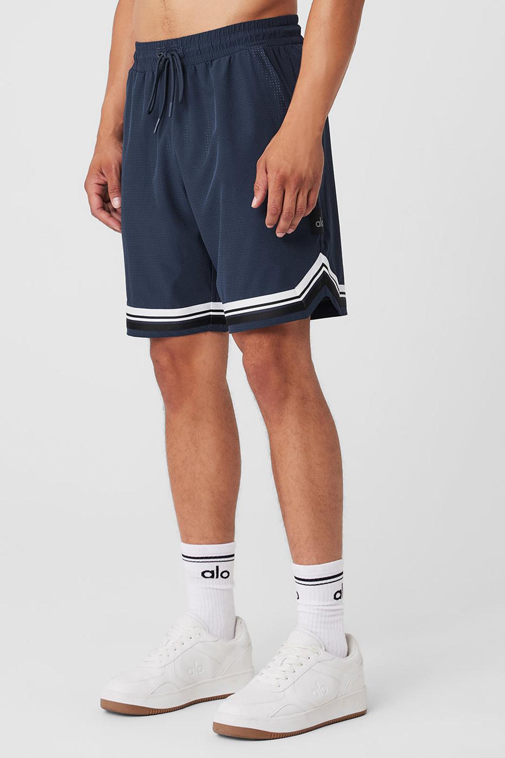 Navy Men Alo Yoga 9