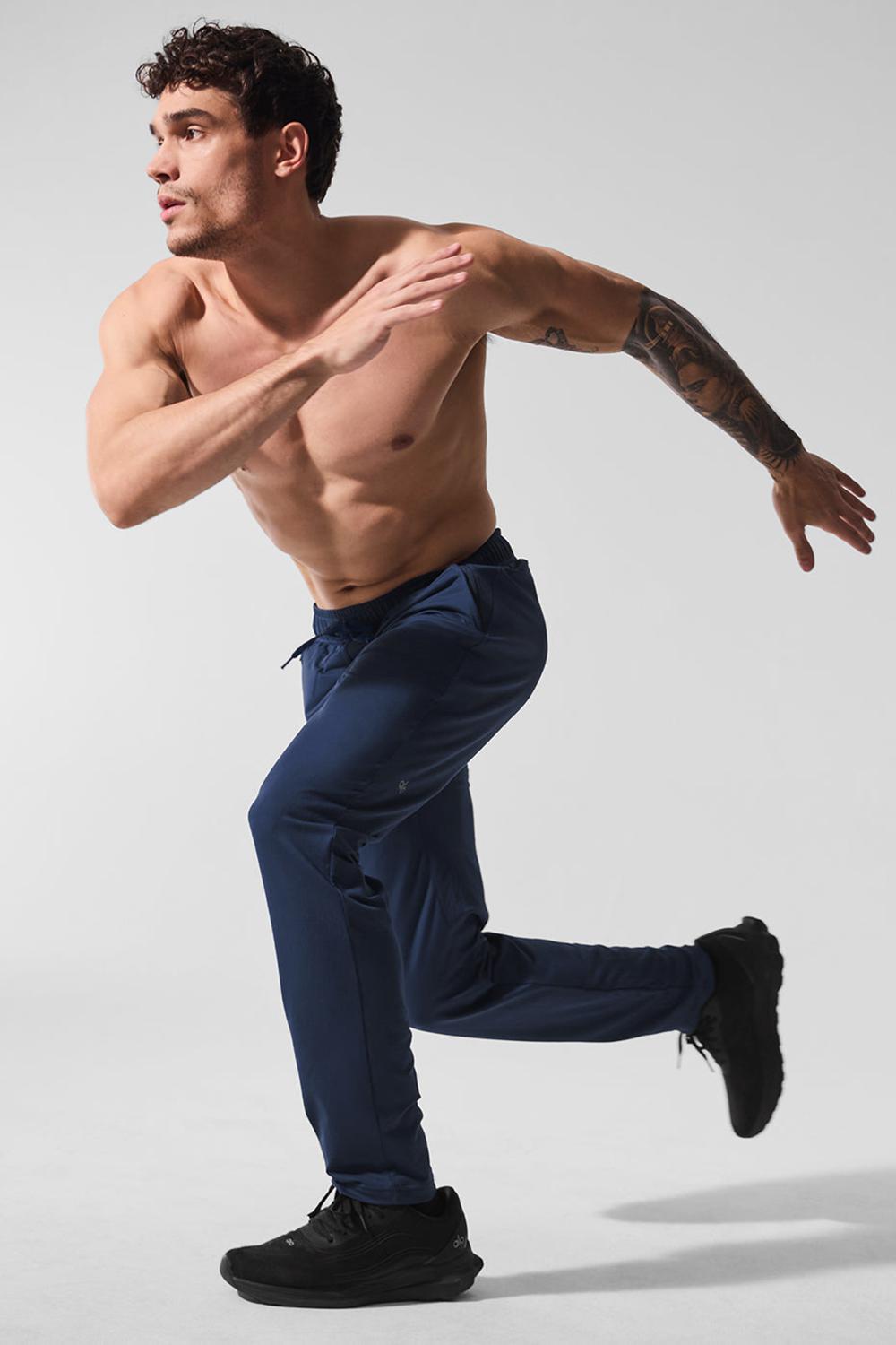 Navy Men Alo Yoga Conquer Pulse Pant | Australia  45192-KPGU