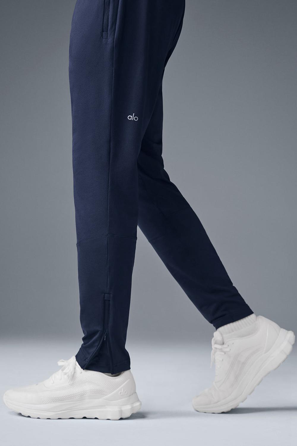 Navy Men Alo Yoga Conquer React Performance Pant | Australia  32890-OZTJ