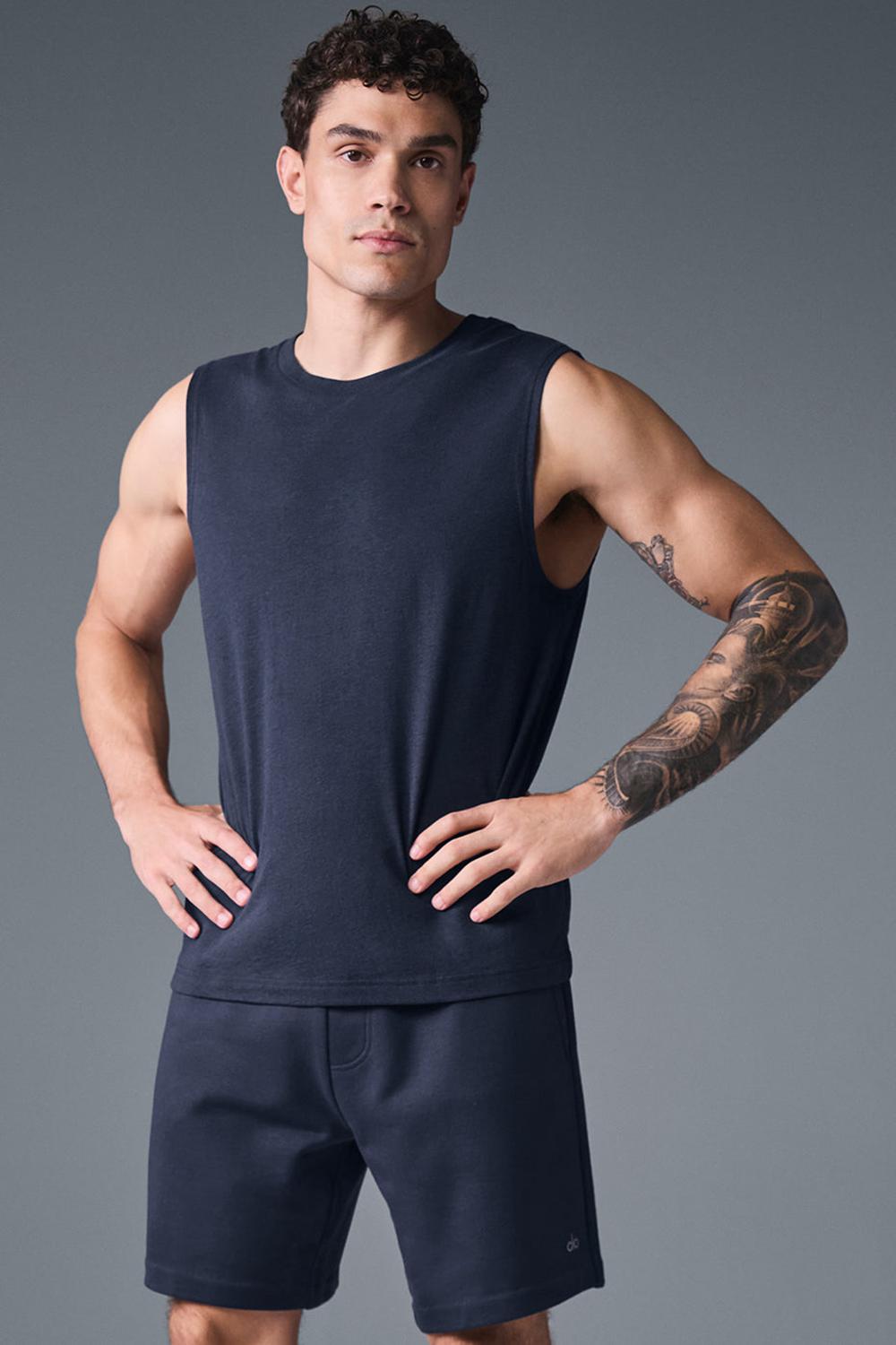Navy Men Alo Yoga The Triumph Muscle Tank | Australia  96248-BXOR
