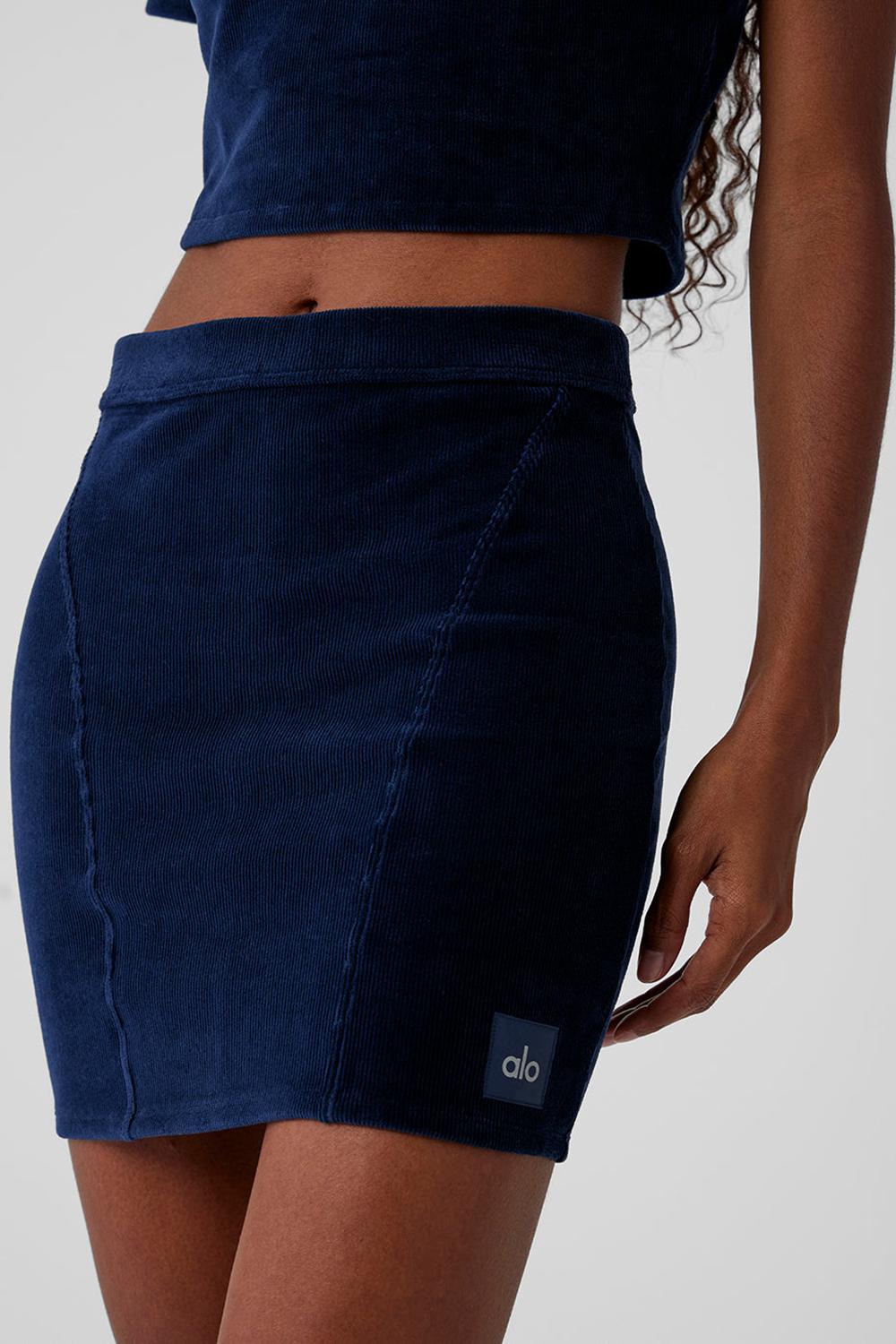 Navy Women Alo Yoga Micro Corduroy Winter Break Mini Skirt | Australia  60891-KYRZ