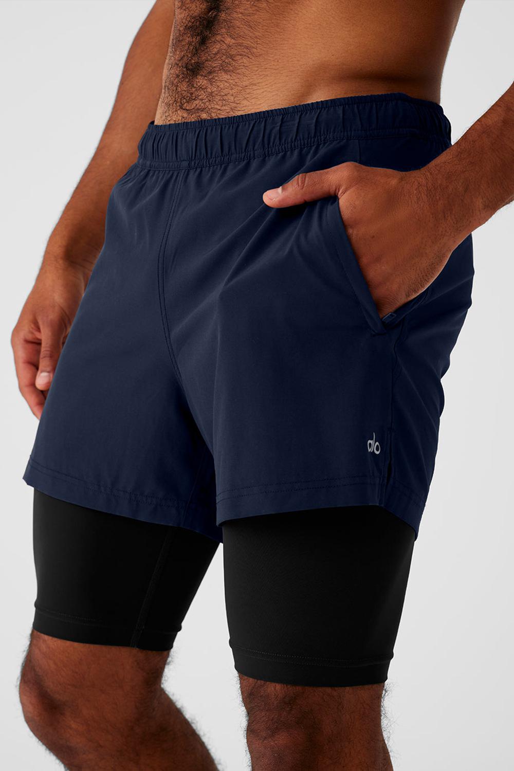 Navy / Black Men Alo Yoga 5