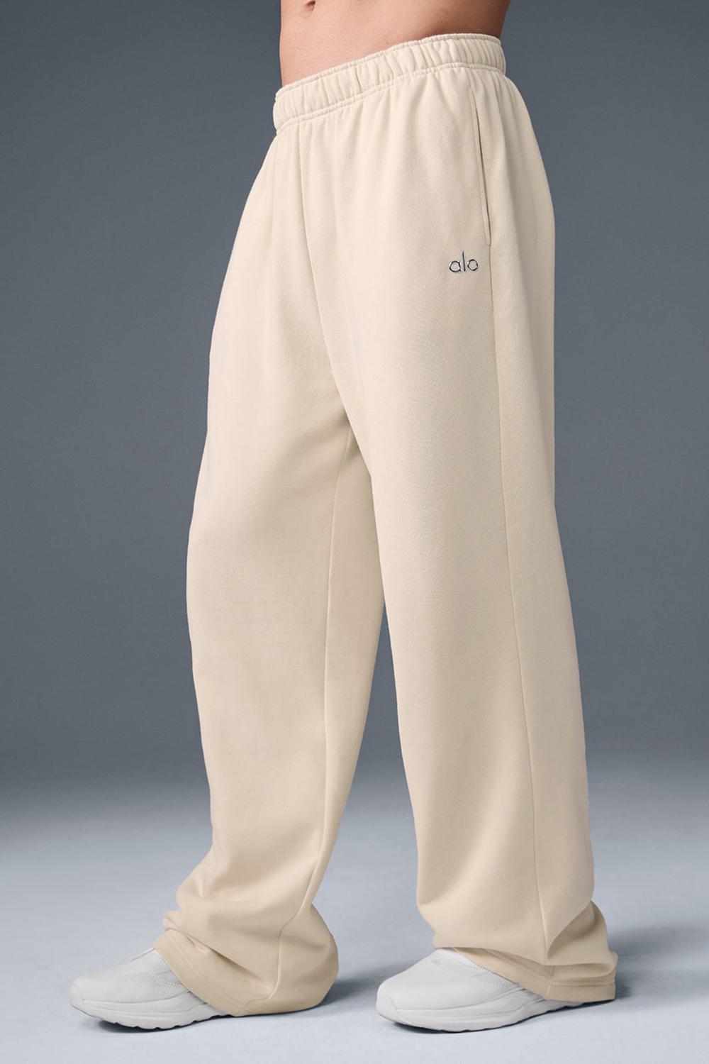 Oat Milk Men Alo Yoga Accolade Straight Leg Sweatpant | Australia  83297-ERYC