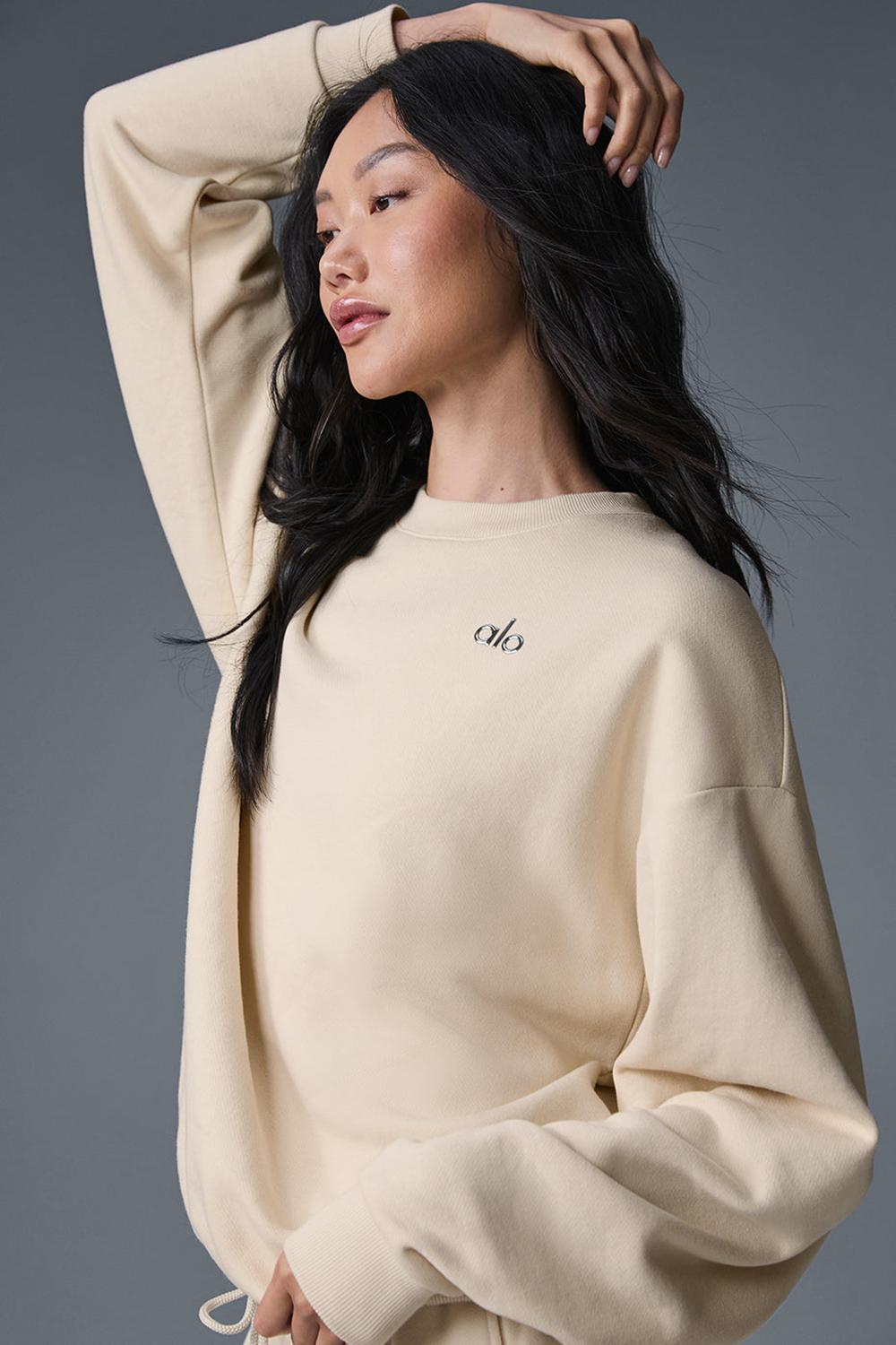 Oat Milk Women Alo Yoga Accolade Crew Neck Pullover | Australia  41072-VGLM