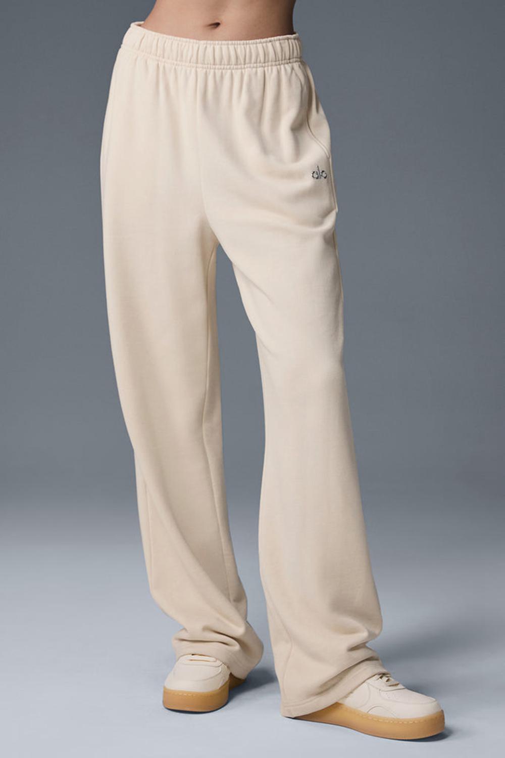 Oat Milk Women Alo Yoga Accolade Straight Leg Sweatpant | Australia  63415-TXPN