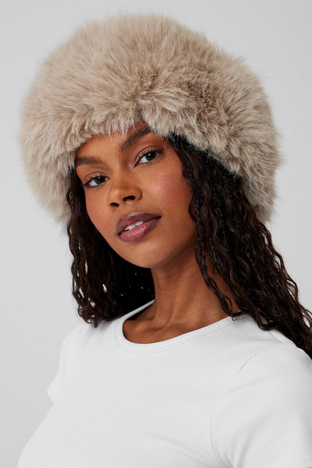 Oat Women Alo Yoga Faux Fur Wintersun Headband | Australia  18725-RMIN