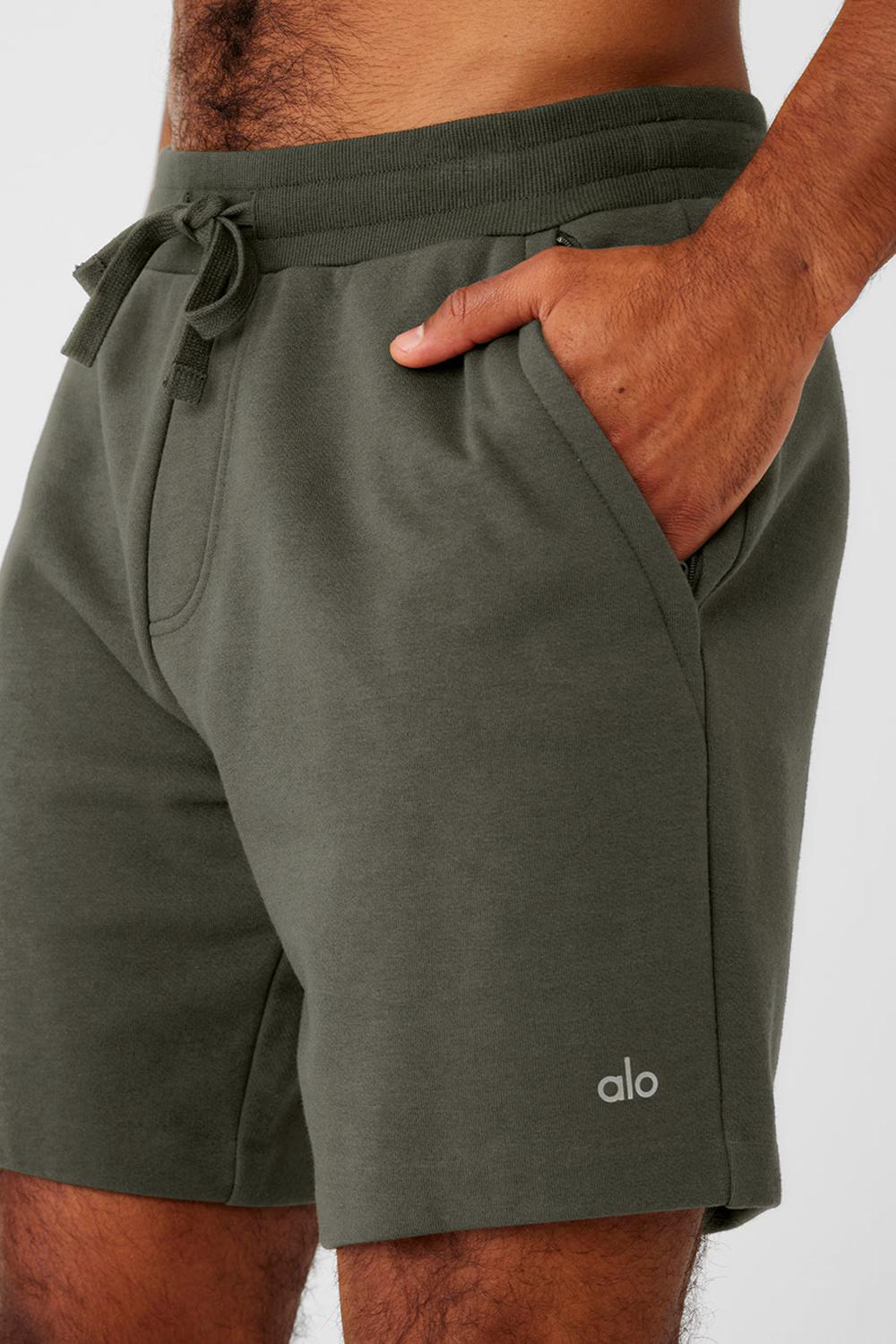 Stealth Green Men Alo Yoga Chill Short | Australia  13870-EIJM