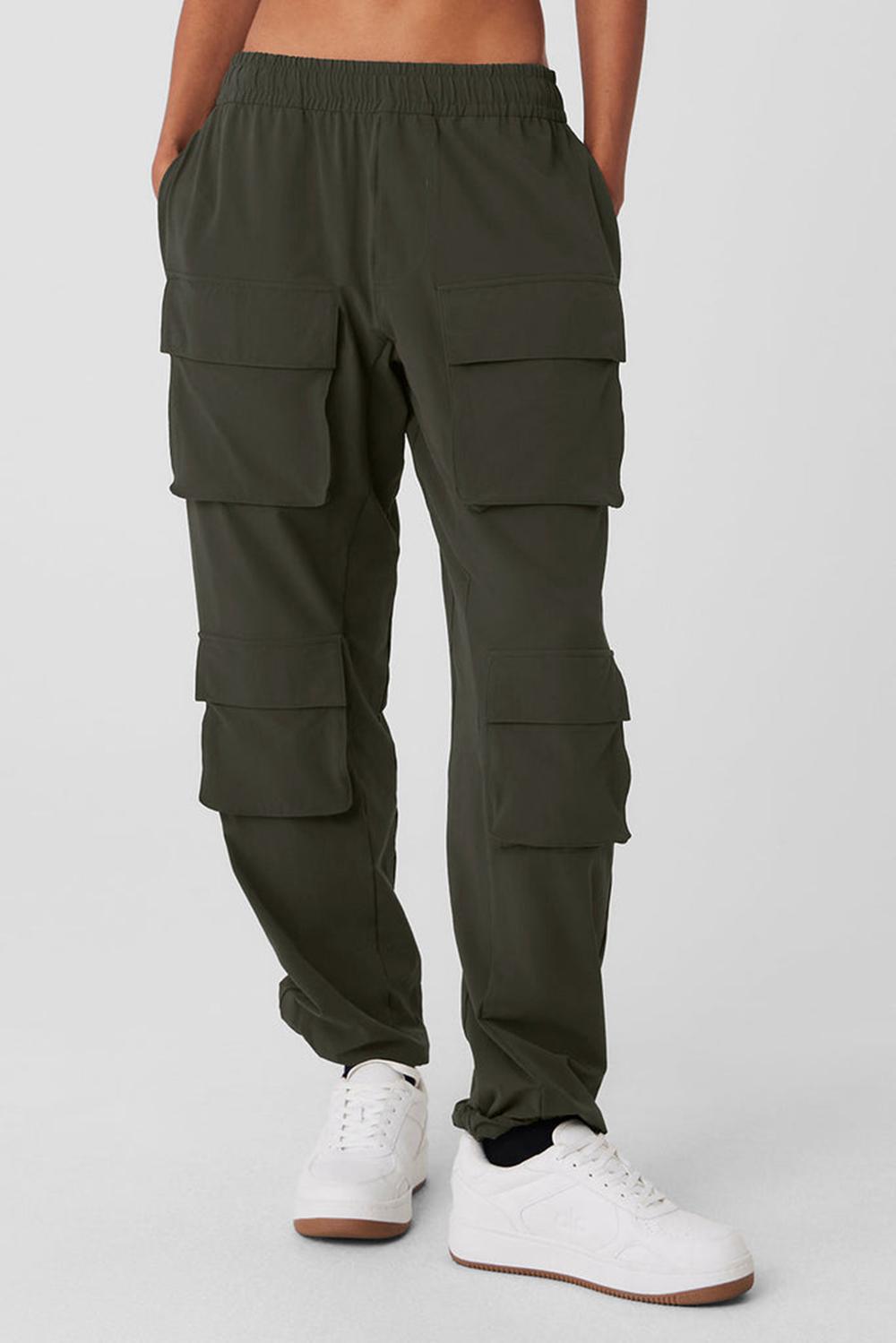 Stealth Green Women Alo Yoga Cargo Venture Pant | Australia  51670-SCDX