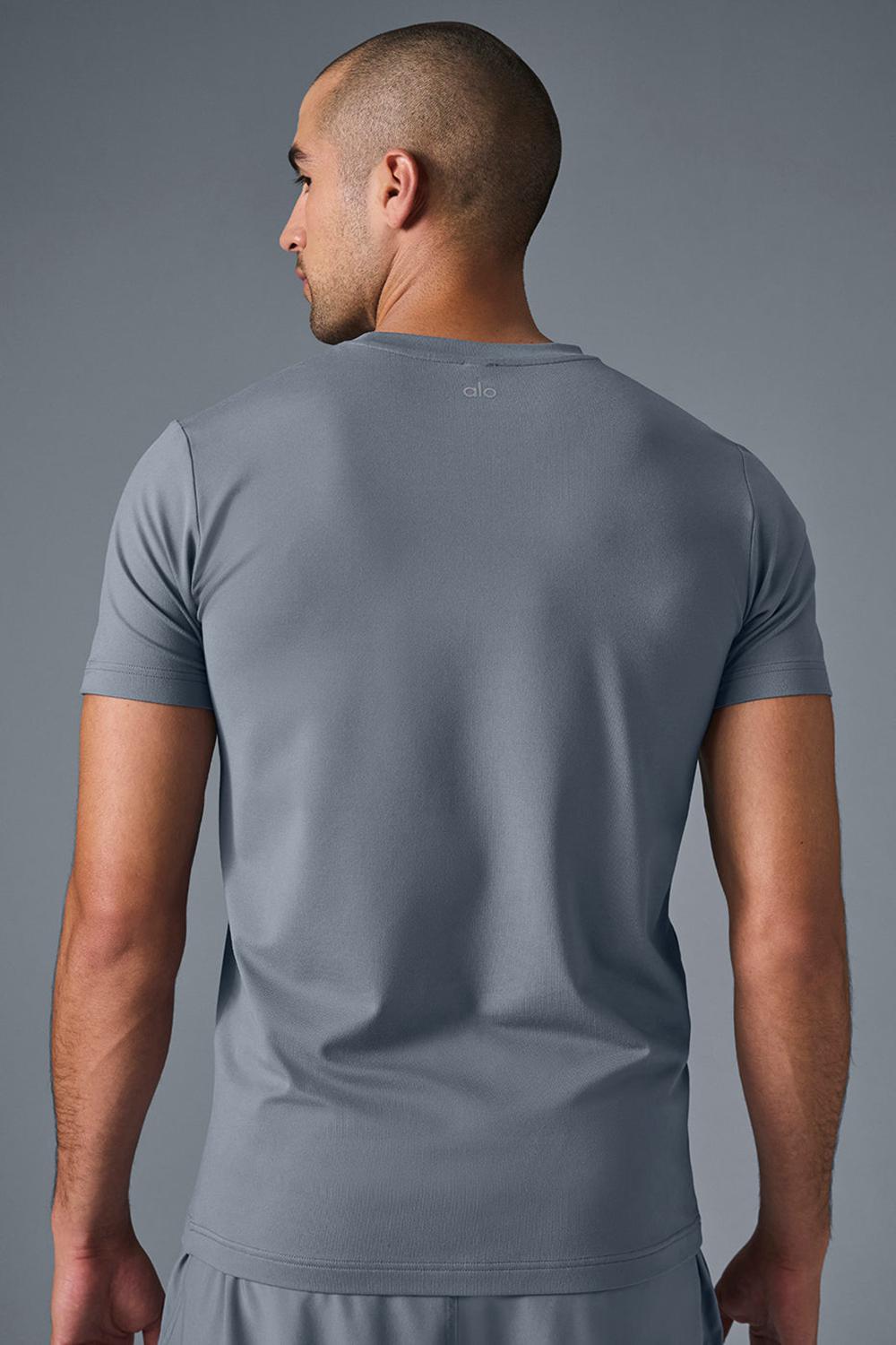 Steel Grey Men Alo Yoga Conquer Reform Crewneck Sleeve Short Sleeve | Australia  32514-JKPB