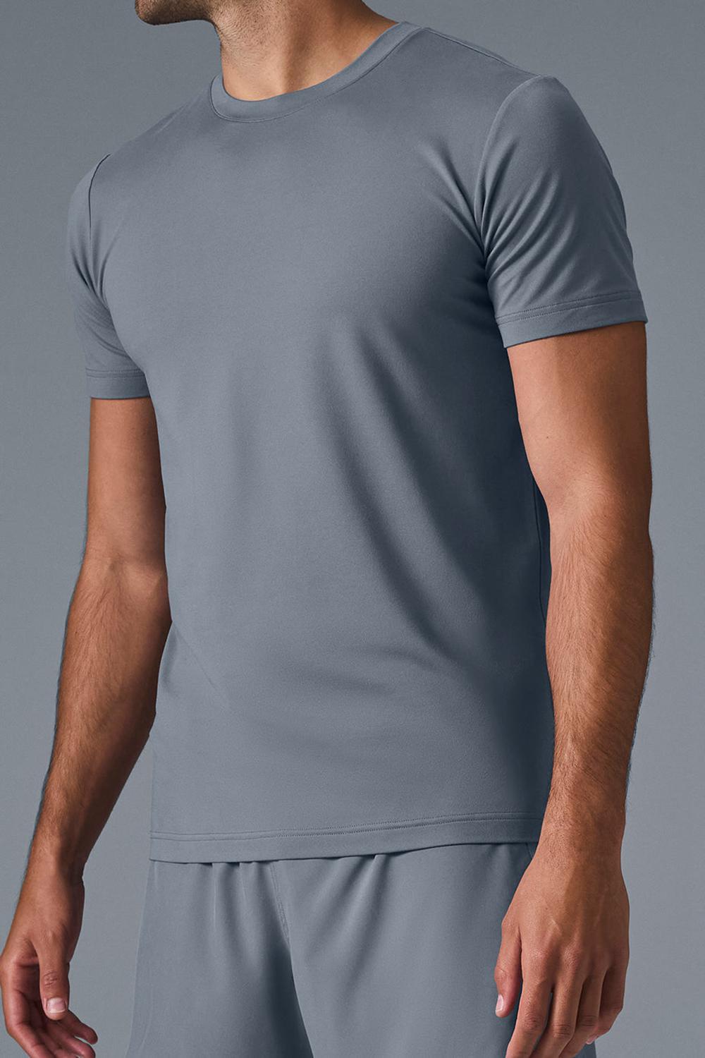 Steel Grey Men Alo Yoga Conquer Reform Crewneck Sleeve Short Sleeve | Australia  32514-JKPB