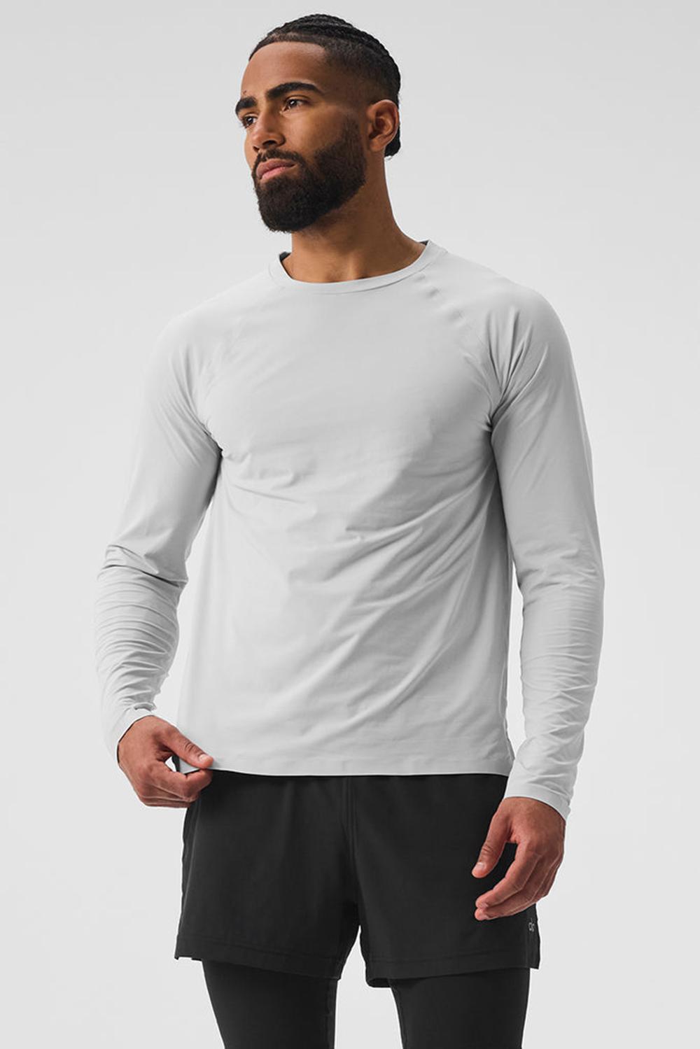 Titanium Men Alo Yoga Idol Long Sleeve Performance Tee | Australia  25381-NKMW