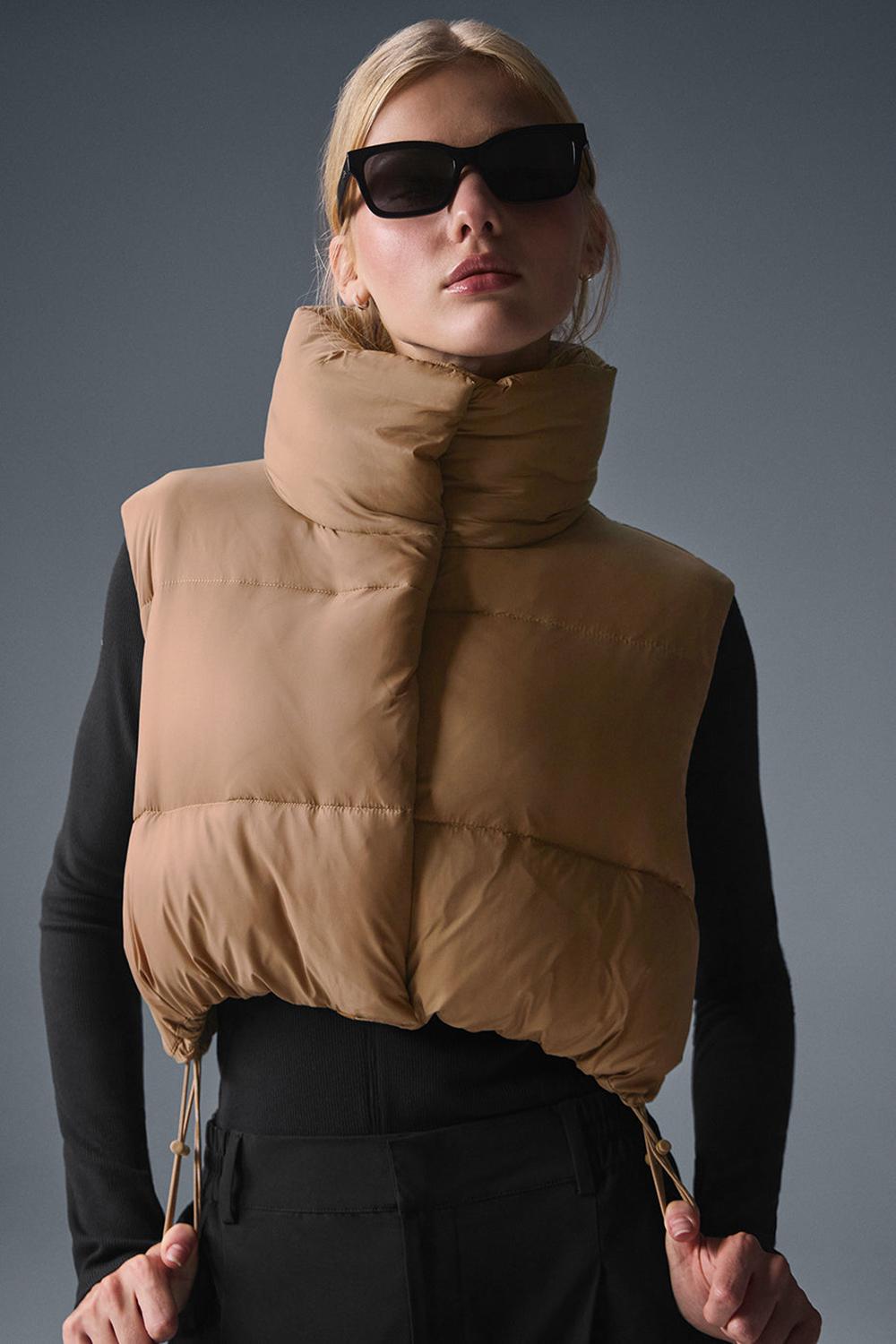 Toasted Almond Women Alo Yoga Cropped Gold Rush Puffer Vest | Australia  15246-FJEC