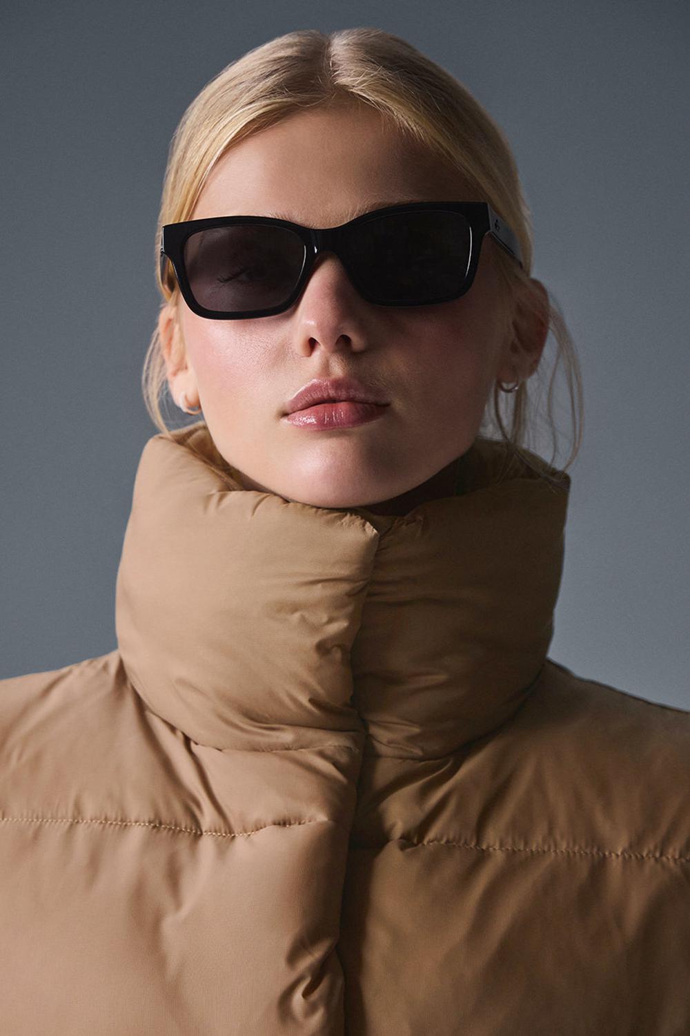 Toasted Almond Women Alo Yoga Cropped Gold Rush Puffer Vest | Australia  15246-FJEC