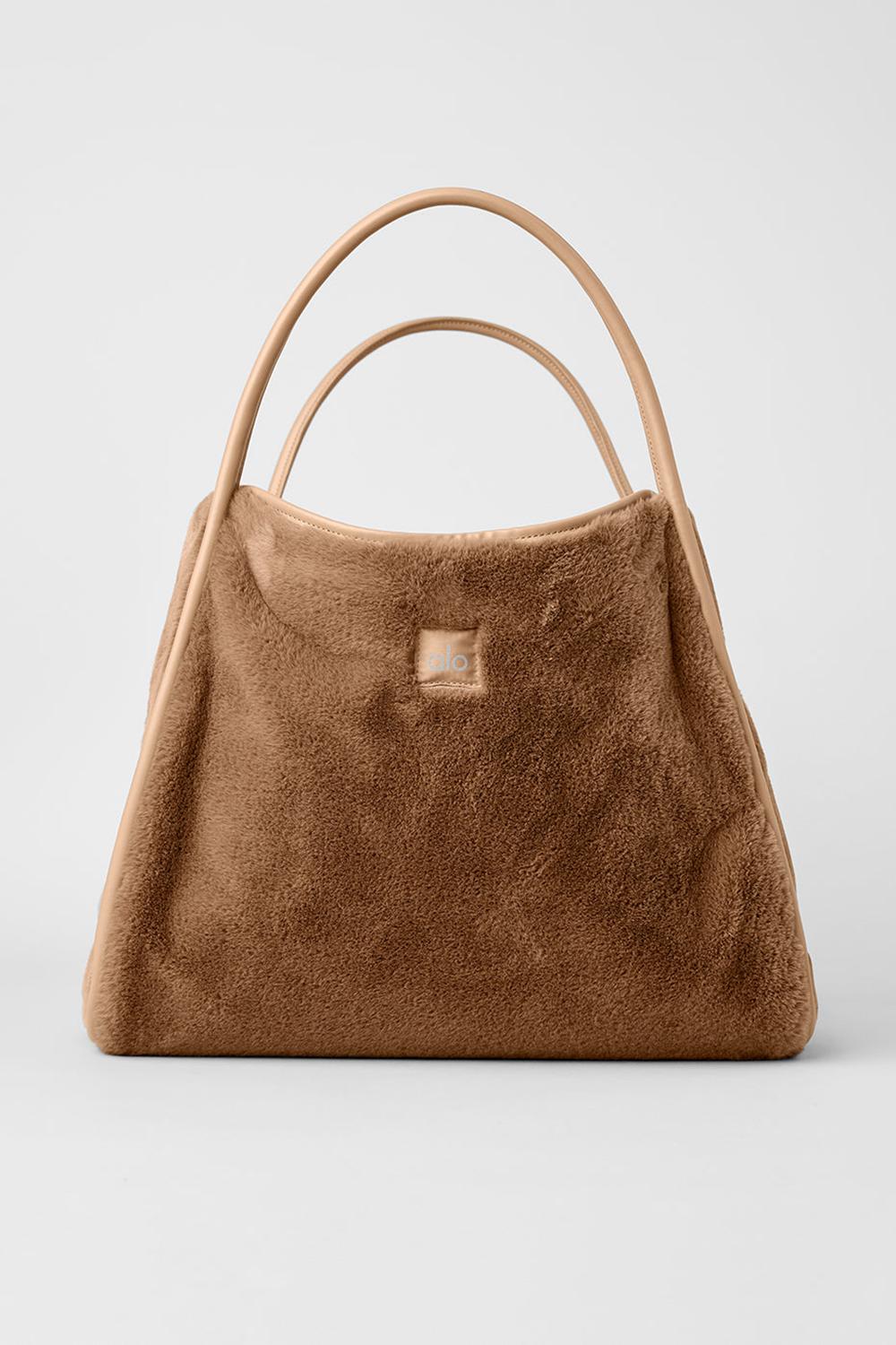 Toasted Almond Women Alo Yoga Faux Fur Tote Bag | Australia  71240-TKDB