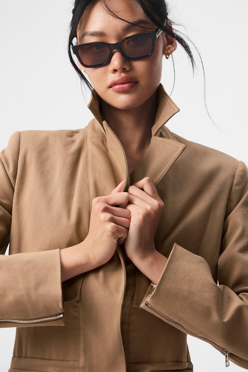 Toasted Almond Women Alo Yoga Formation Trench Coat | Australia  45619-YGDB