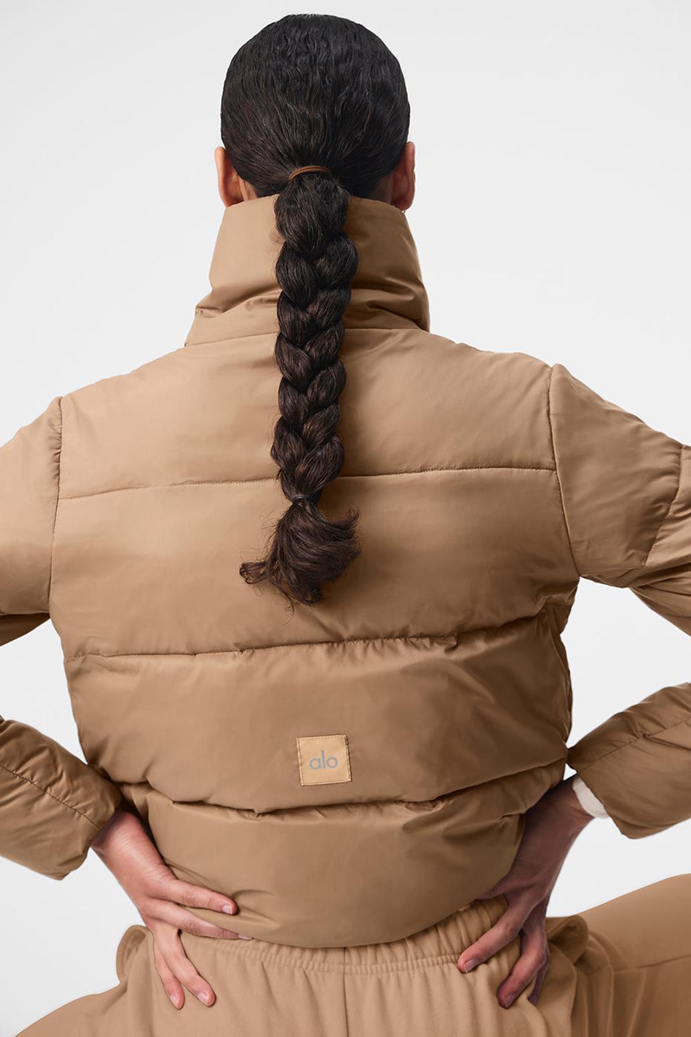 Toasted Almond Women Alo Yoga Gold Rush Puffer Jacket | Australia  38052-BTQX