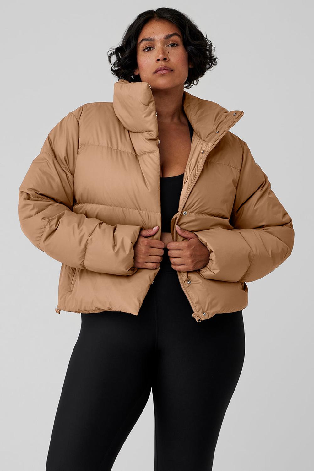 Toasted Almond Women Alo Yoga Gold Rush Puffer Jacket | Australia  38052-BTQX