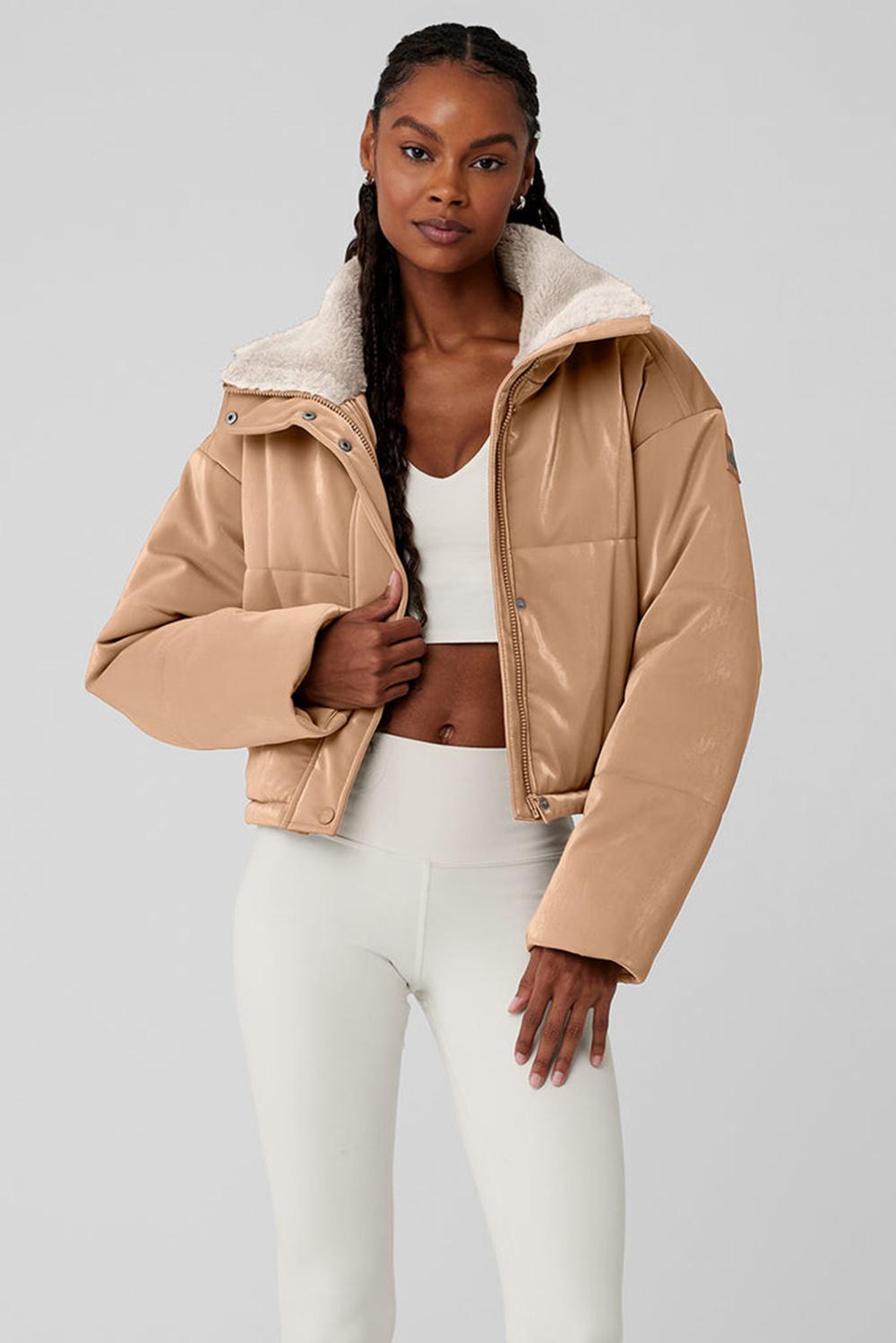 Toasted Almond Women Alo Yoga Orion Cropped Puffer Jacket | Australia  57042-QWTE