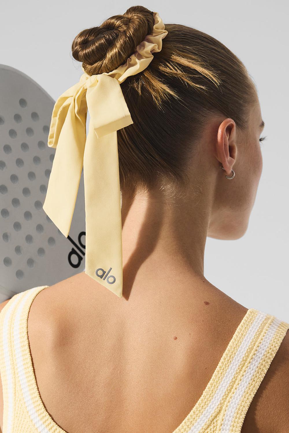 Warm Butter Women Alo Yoga Love Knots Tie Scrunchie | Australia  36215-GWYD