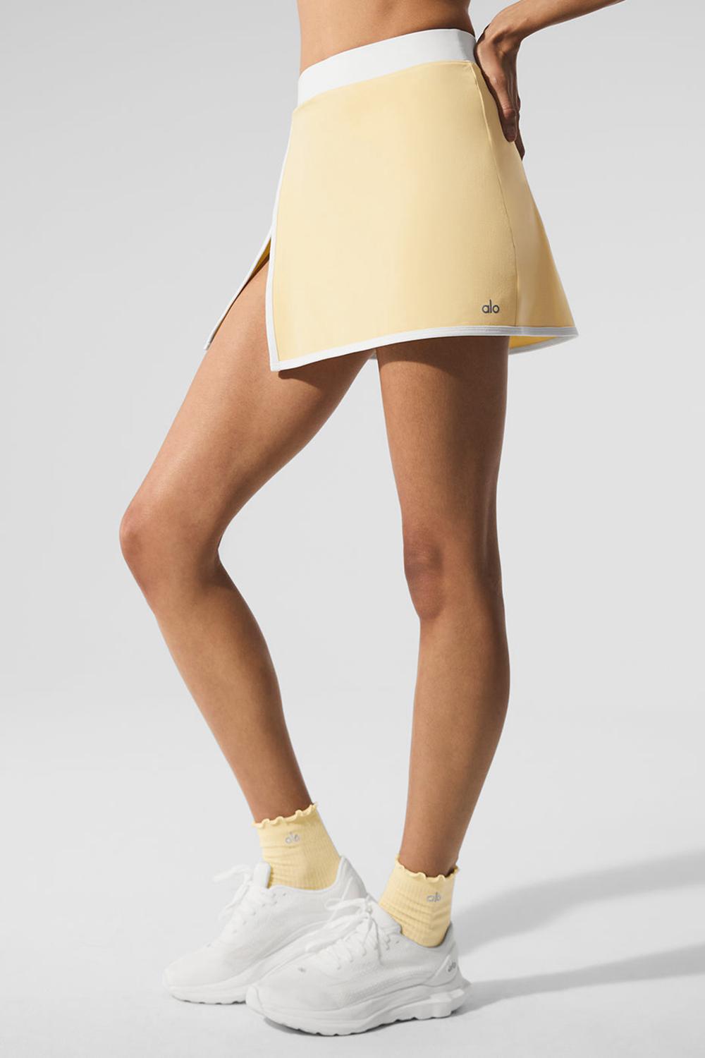 Warm Butter / White Women Alo Yoga Airbrush Streamlined Skirt | Australia  31426-MKPY