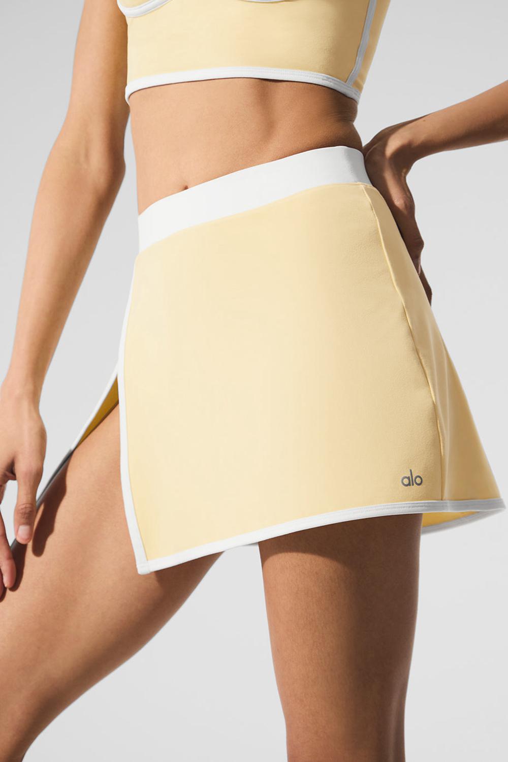 Warm Butter / White Women Alo Yoga Airbrush Streamlined Skirt | Australia  31426-MKPY