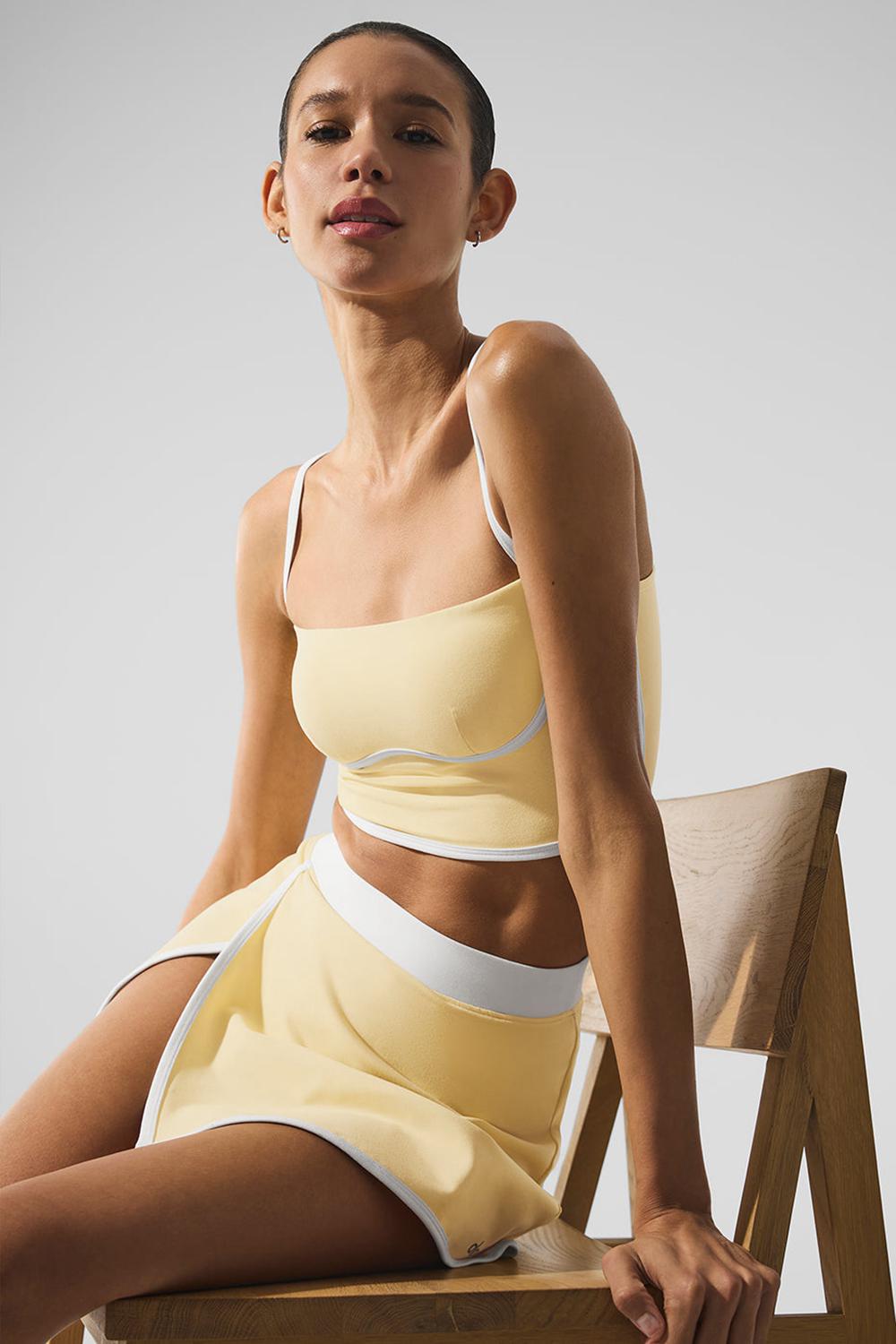 Warm Butter / White Women Alo Yoga Airbrush Streamlined Bra Tank | Australia  90185-LJMV