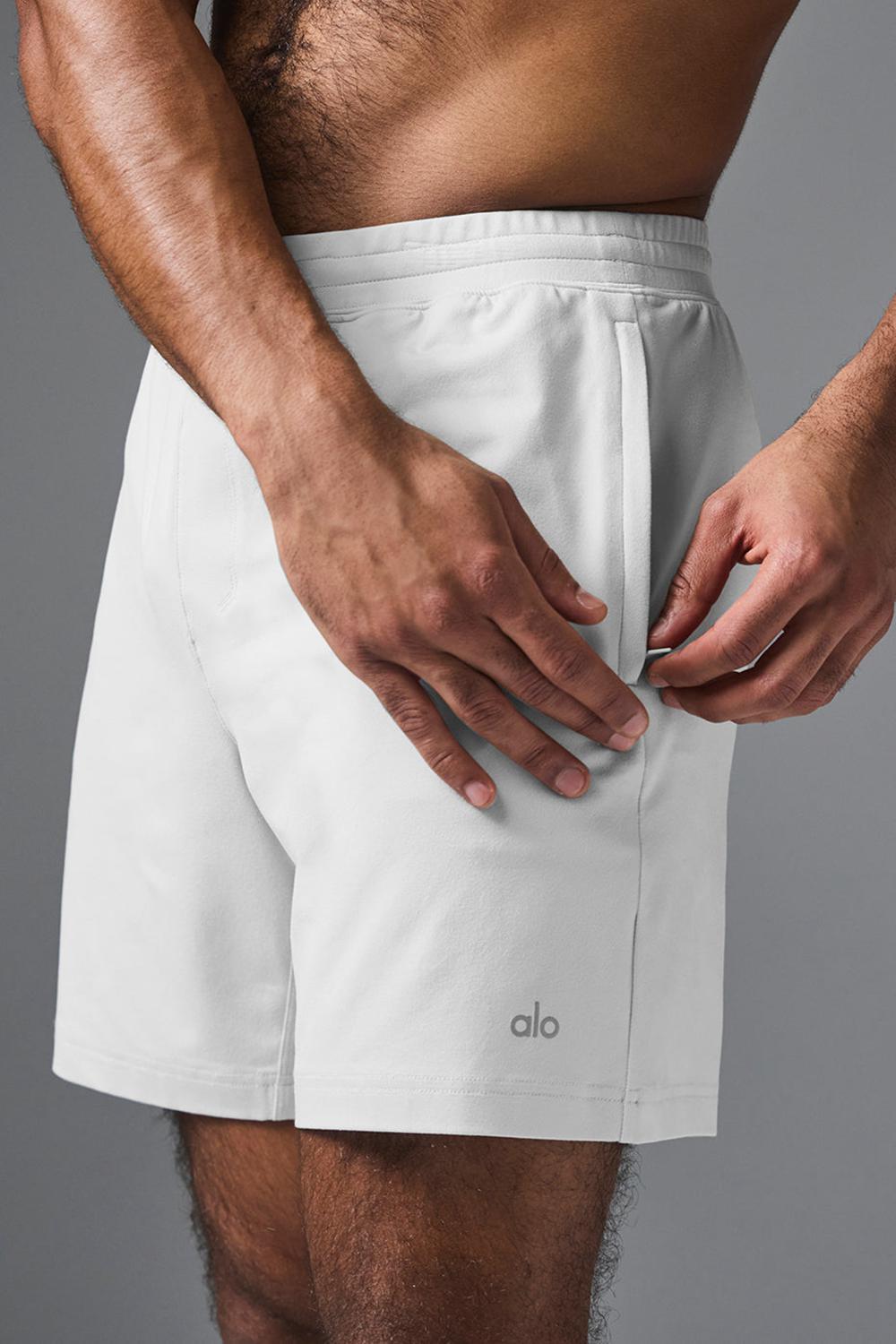 White Men Alo Yoga 7