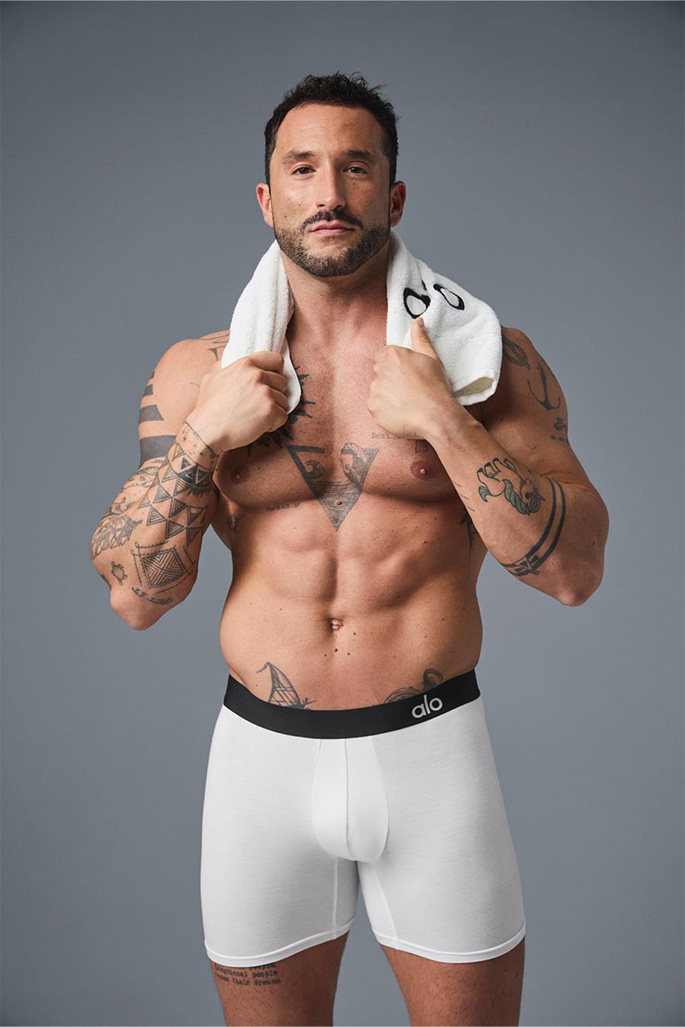 White Men Alo Yoga Day and Night Boxer | Australia  95831-TBRL