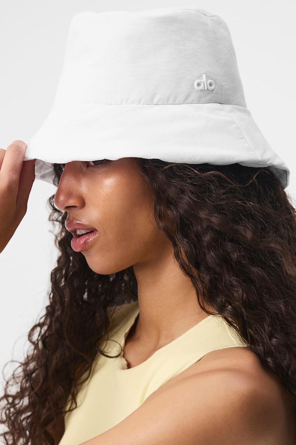 White Men Alo Yoga Good Shade Bucket Hat | Australia  72154-CAVY