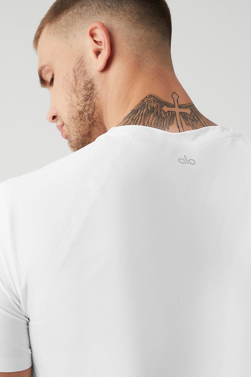 White Men Alo Yoga Idol Performance Tee | Australia  72695-JNAZ