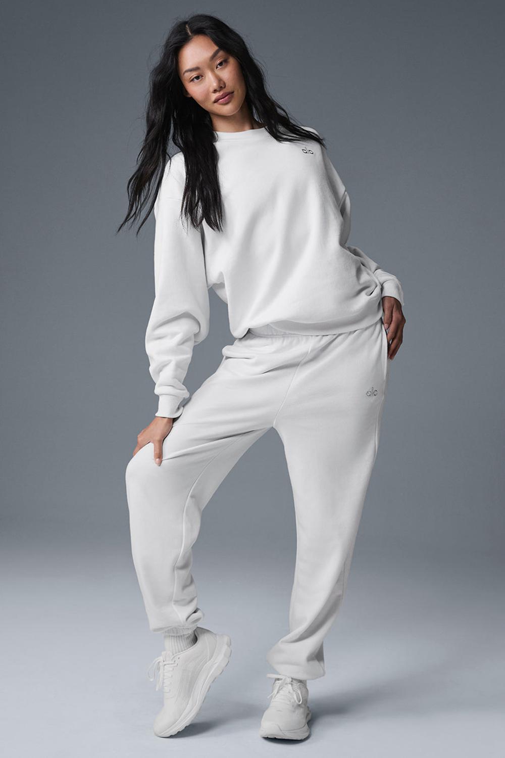 White Women Alo Yoga Accolade Crew Neck Pullover | Australia  59431-ZTFW
