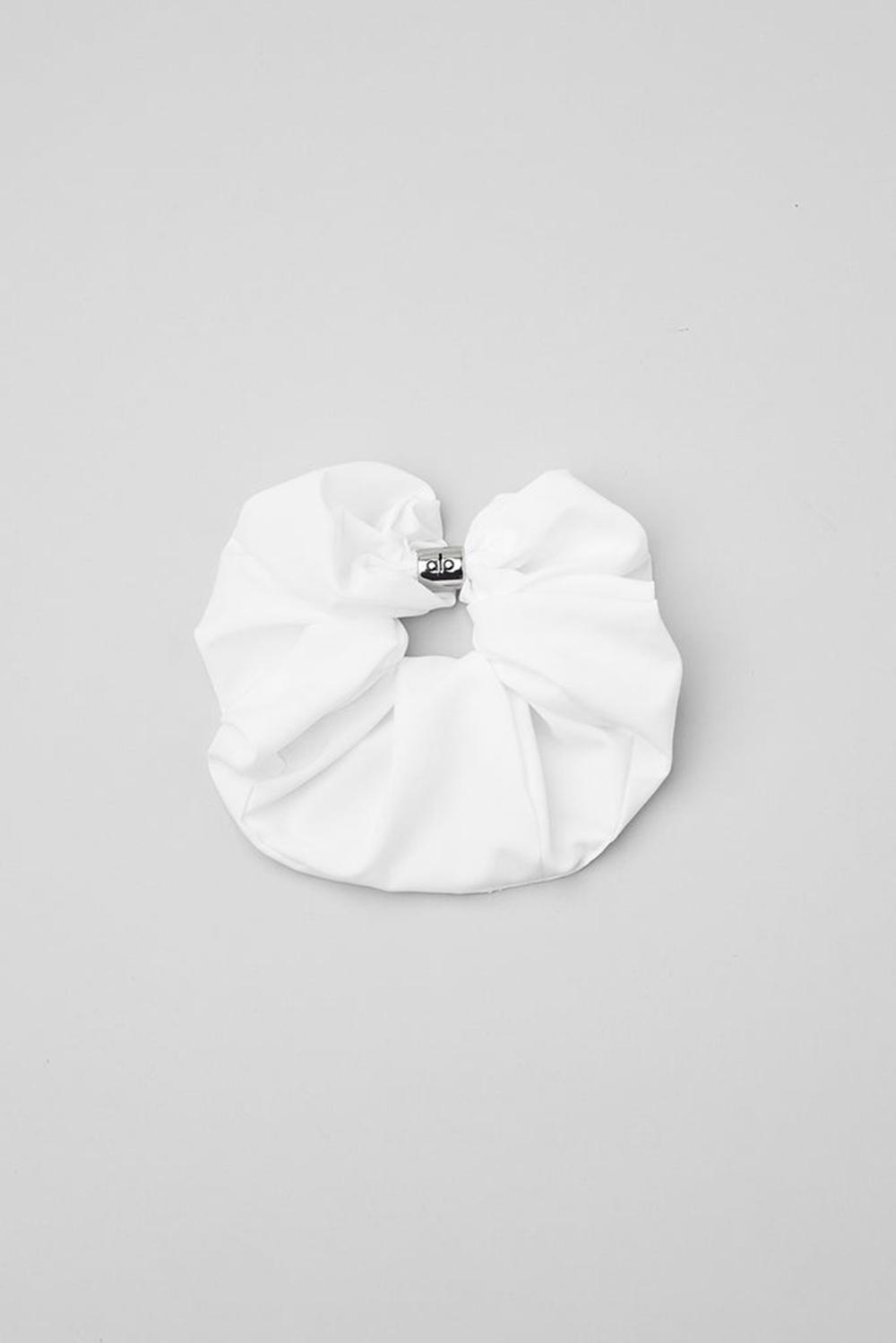 White Women Alo Yoga Bead It Oversized Scrunchie | Australia  95687-OWBE