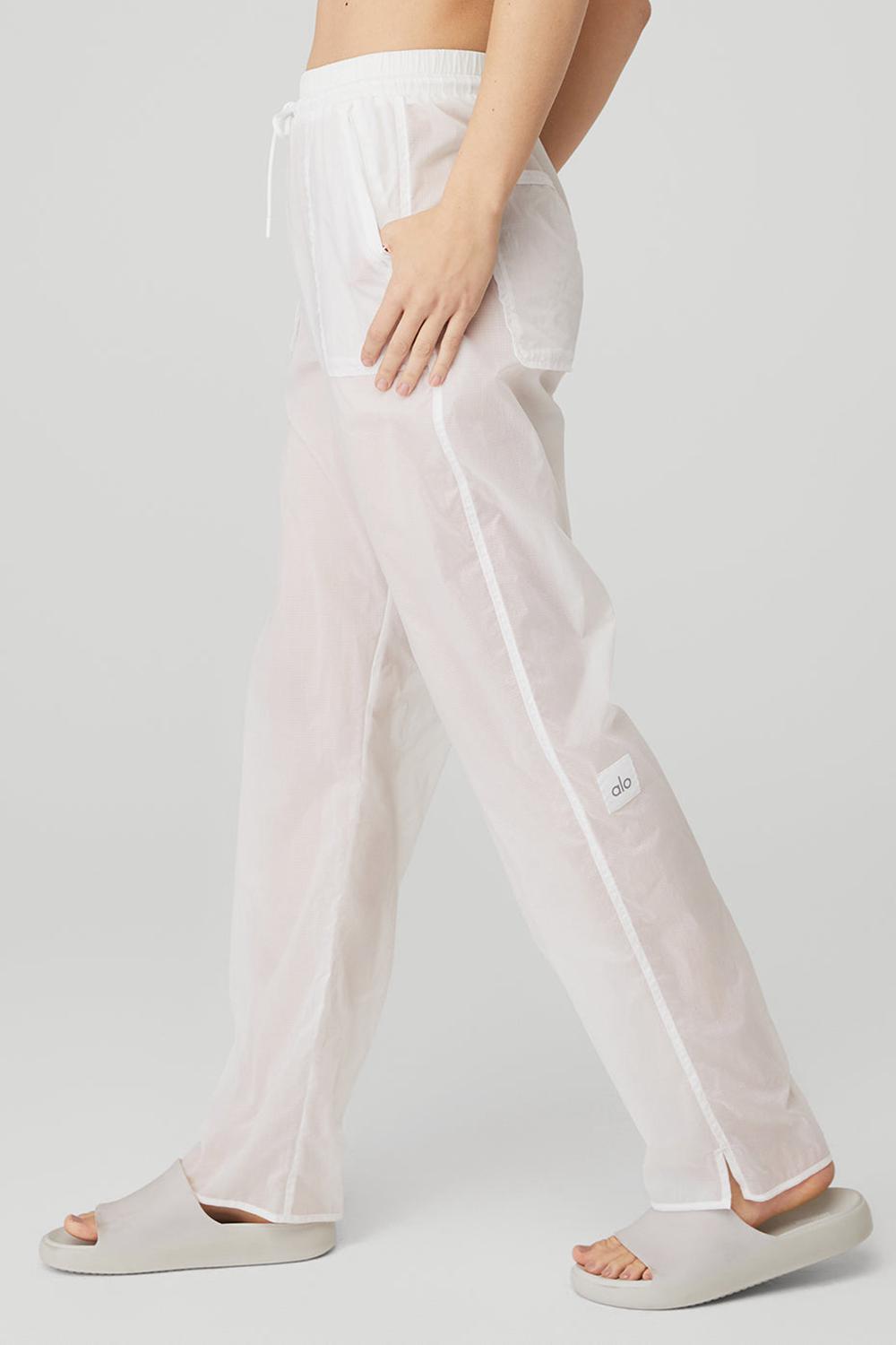 White Women Alo Yoga Cloud Nine Pant | Australia  79240-RWFA