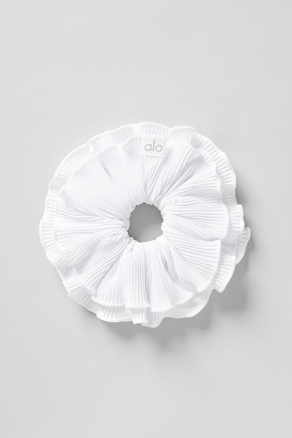 White Women Alo Yoga Micro Plisse Oversize Scrunchie | Australia  87430-IZAS