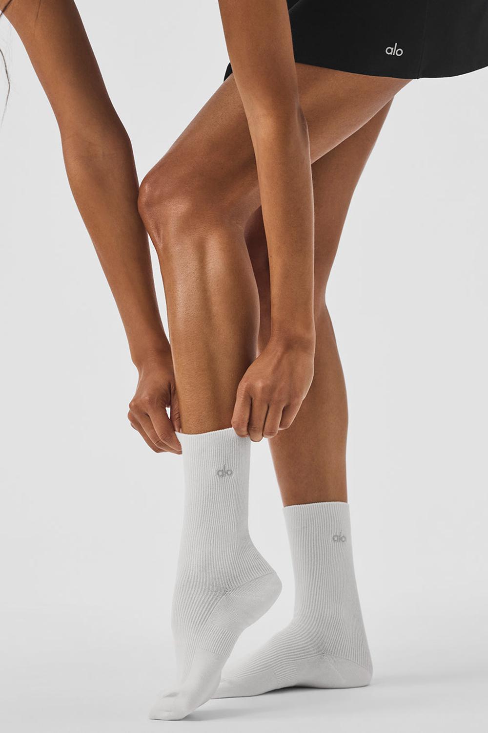 White Women Alo Yoga Unisex Half-Crew Understated Sock | Australia  79023-NZWF