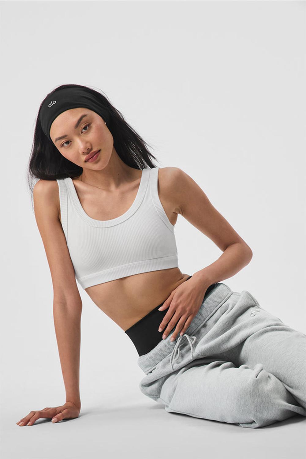 White Women Alo Yoga Wellness Bra | Australia  62457-LVYM