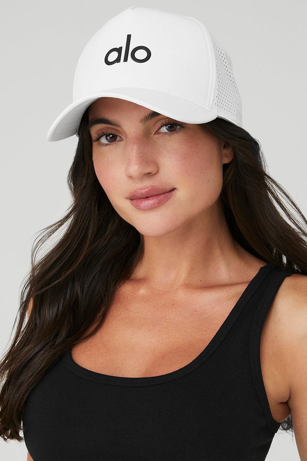 White / Black Women Alo Yoga Performance District Trucker Hat | Australia  43659-AIXN