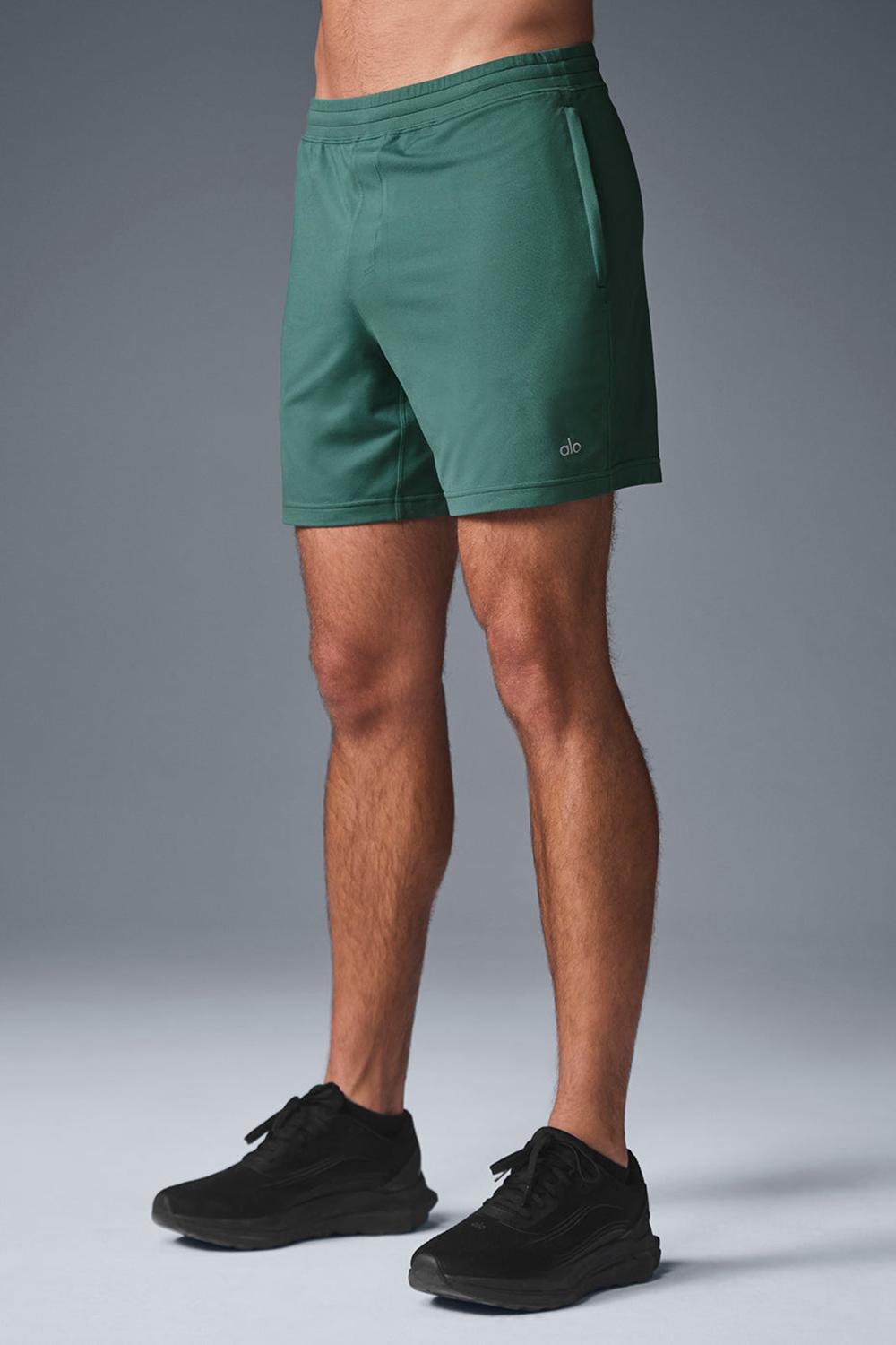 Winter Ivy Men Alo Yoga 7