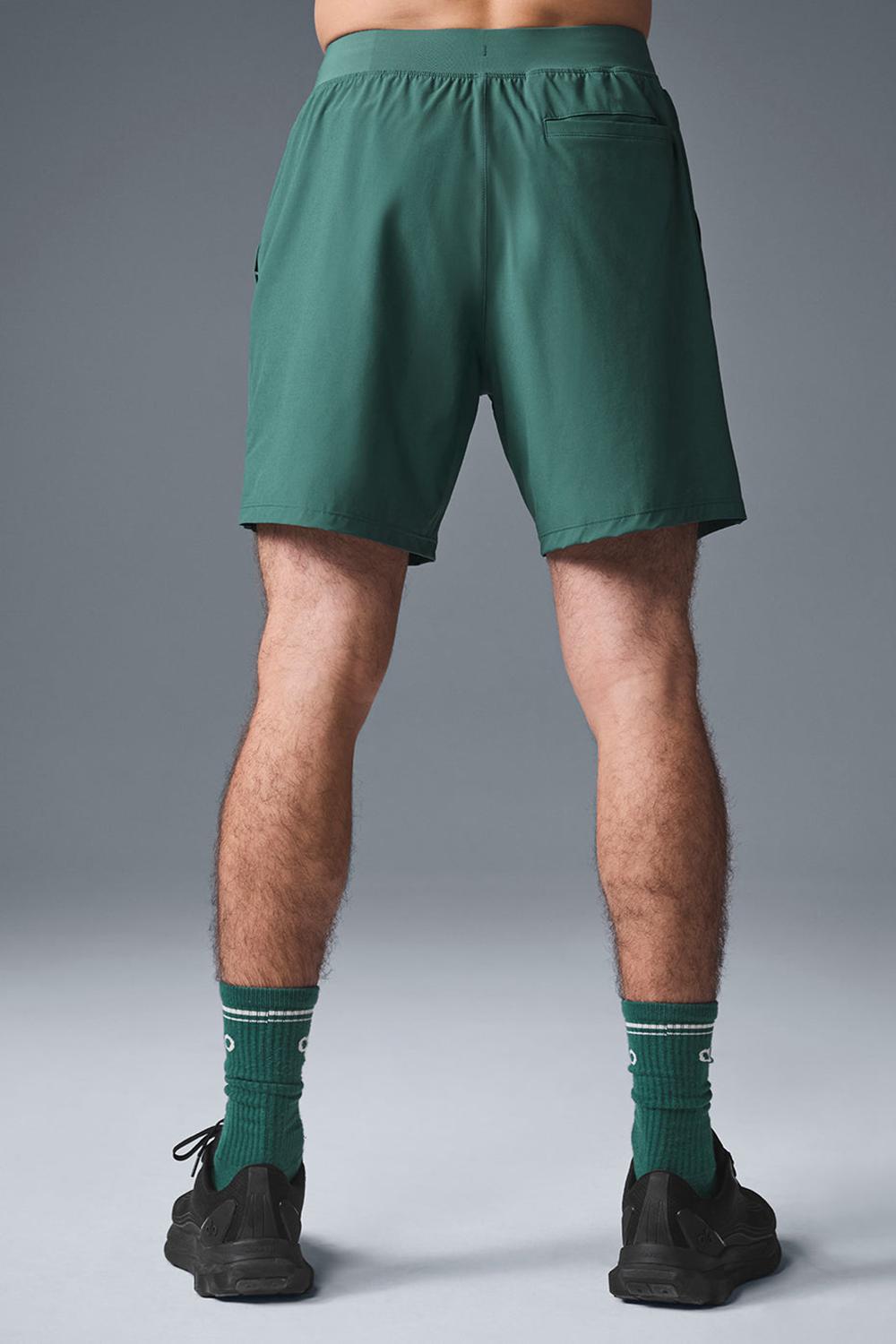 Winter Ivy Men Alo Yoga 7