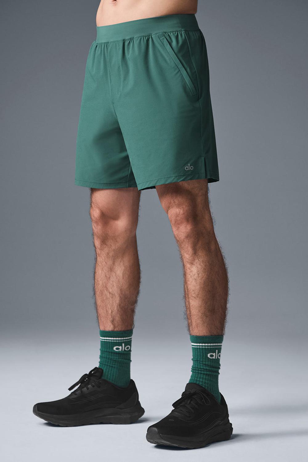Winter Ivy Men Alo Yoga 7