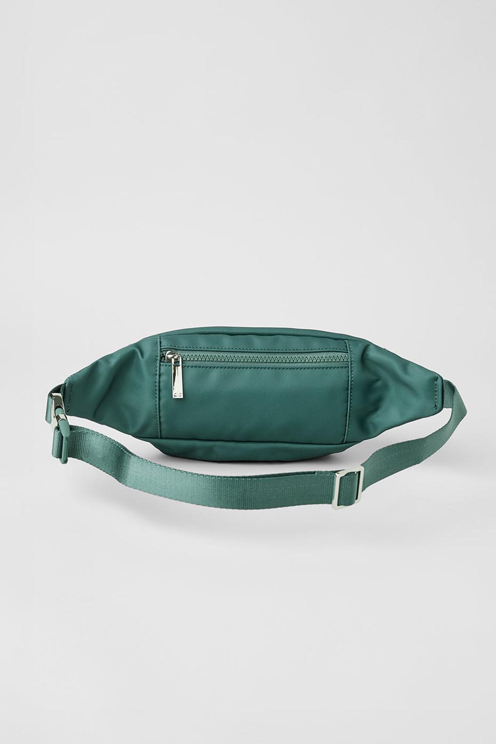Winter Ivy Women Alo Yoga Explorer Fanny Pack Bum Bags | Australia  75860-NRBD